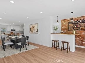 19377 Halsted Street, Northridge (los Angeles) CA 91324