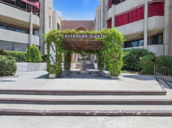 5216 Yarmouth Avenue 306, Encino (los Angeles) CA 91316