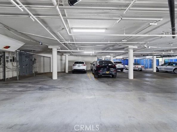 5216 Yarmouth Avenue 306, Encino (los Angeles) CA 91316