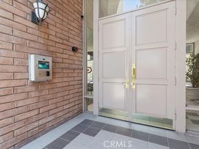 5216 Yarmouth Avenue 306, Encino (los Angeles) CA 91316