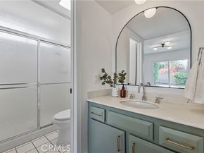 21108 Mayall, Chatsworth (los Angeles) CA 91311