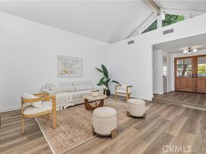 21108 Mayall, Chatsworth (los Angeles) CA 91311