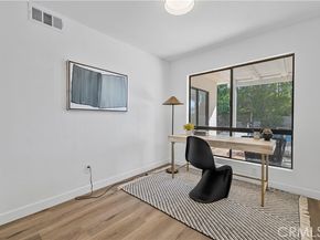 21108 Mayall, Chatsworth (los Angeles) CA 91311