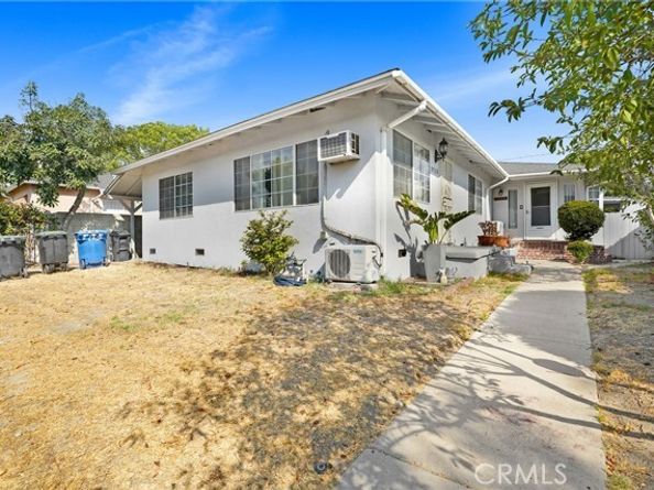 1713 W Victory, Burbank CA 91506