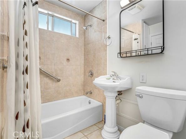 1713 W Victory, Burbank CA 91506