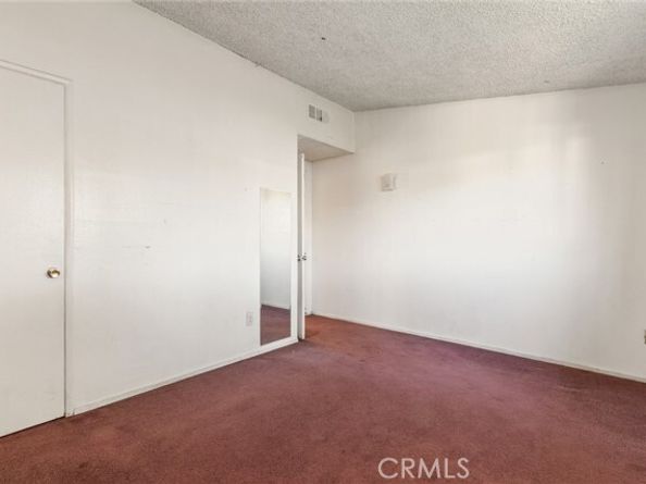 12918 Pinney, Pacoima (los Angeles) CA 91331