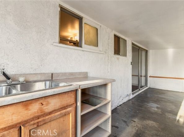 12918 Pinney, Pacoima (los Angeles) CA 91331