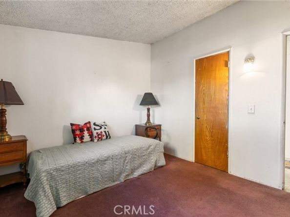 12918 Pinney, Pacoima (los Angeles) CA 91331