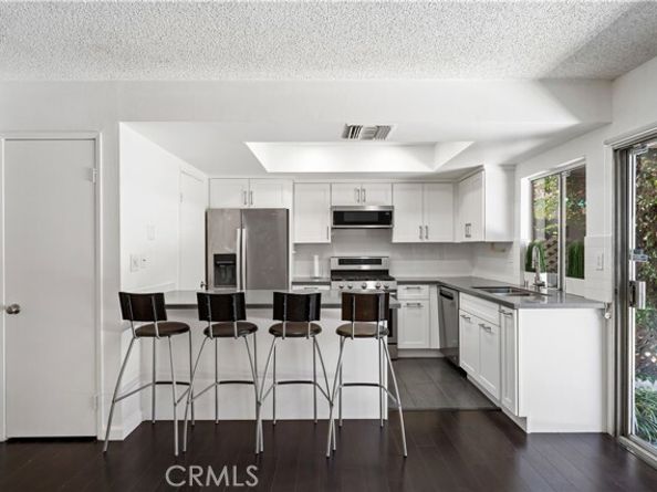 20110 Cohasset, Winnetka (los Angeles) CA 91306