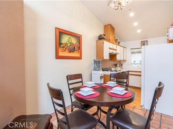 11377 Osborne Place 34, Sylmar (los Angeles) CA 91342