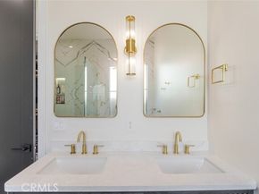 7714 Lasaine Avenue, Northridge (los Angeles) CA 91325