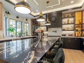 7714 Lasaine Avenue, Northridge (los Angeles) CA 91325