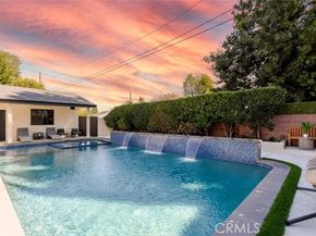 7714 Lasaine Avenue, Northridge (los Angeles) CA 91325