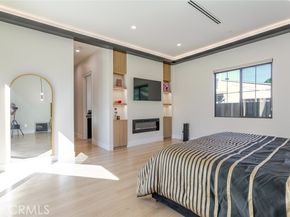 7714 Lasaine Avenue, Northridge (los Angeles) CA 91325