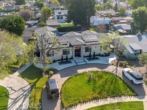 7714 Lasaine Avenue, Northridge (los Angeles) CA 91325