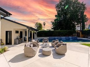 7714 Lasaine Avenue, Northridge (los Angeles) CA 91325