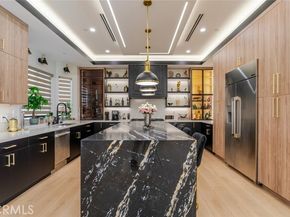 7714 Lasaine Avenue, Northridge (los Angeles) CA 91325