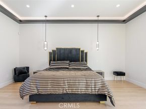 7714 Lasaine Avenue, Northridge (los Angeles) CA 91325