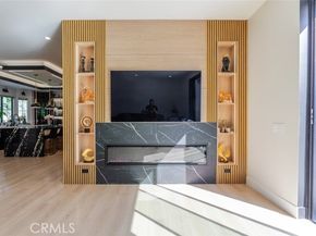 7714 Lasaine Avenue, Northridge (los Angeles) CA 91325