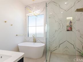 7714 Lasaine Avenue, Northridge (los Angeles) CA 91325