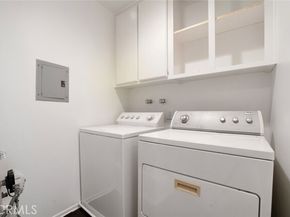20737 Roscoe Boulevard 701, Winnetka (los Angeles) CA 91306