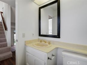 20737 Roscoe Boulevard 701, Winnetka (los Angeles) CA 91306