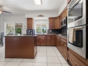 9734 Kentland, Chatsworth (los Angeles) CA 91311