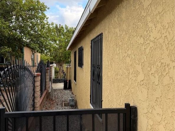 13116 Weidner, Pacoima (los Angeles) CA 91331