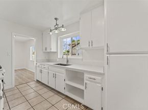 14722 Strathern, Panorama City (los Angeles) CA 91402