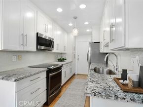 5400 Lindley Avenue 101, Encino (los Angeles) CA 91316