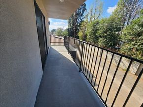 9033 Lindley Avenue, Northridge (los Angeles) CA 91325