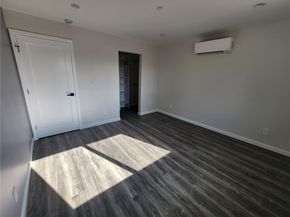 9033 Lindley Avenue, Northridge (los Angeles) CA 91325