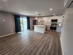 9033 Lindley Avenue, Northridge (los Angeles) CA 91325
