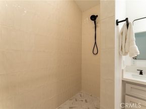 16124 San Fernando Mission Blvd, Granada Hills (los Angeles) CA 91344