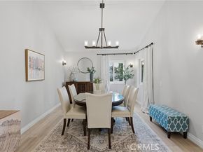 22702 Califa Street, Woodland Hills (los Angeles) CA 91367