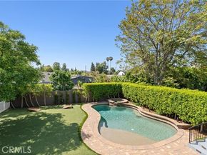 22702 Califa Street, Woodland Hills (los Angeles) CA 91367