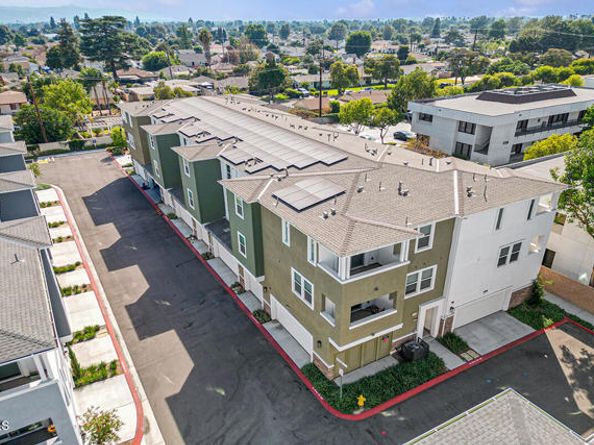1736 Cayton Loop, West Covina CA 91790
