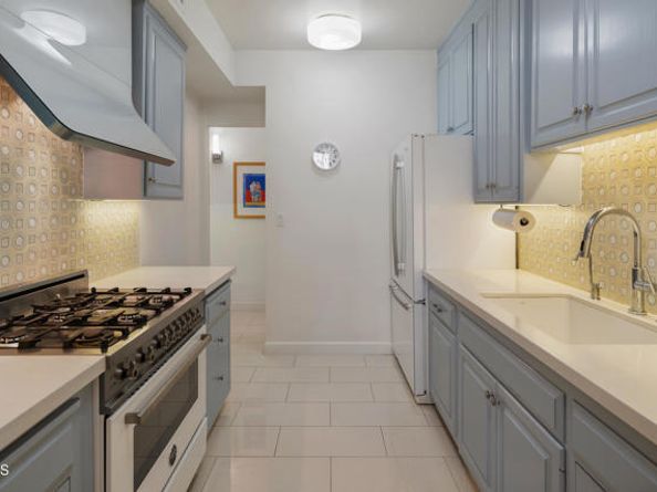 1105 S Orange Grove Boulevard, Pasadena CA 91105