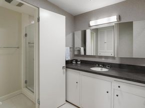 1105 S Orange Grove Boulevard, Pasadena CA 91105