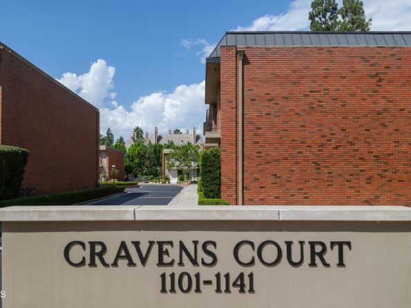 1105 S Orange Grove Boulevard, Pasadena CA 91105