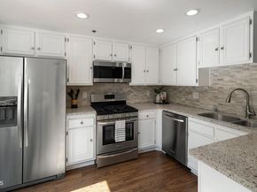 1310 E Orange Grove Boulevard 128, Pasadena CA 91104