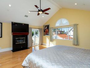 1075 E Tujunga Avenue, Burbank CA 91501