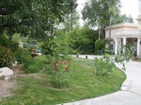 500 Georgian Road, La Canada Flintridge CA 91011