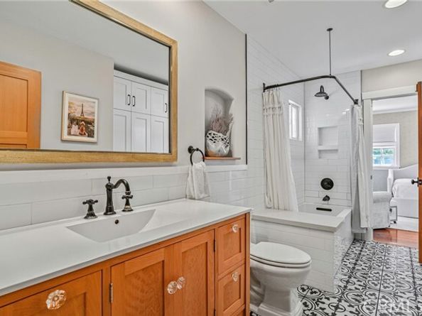 2715 Grand Summit Rd, Torrance CA 90505
