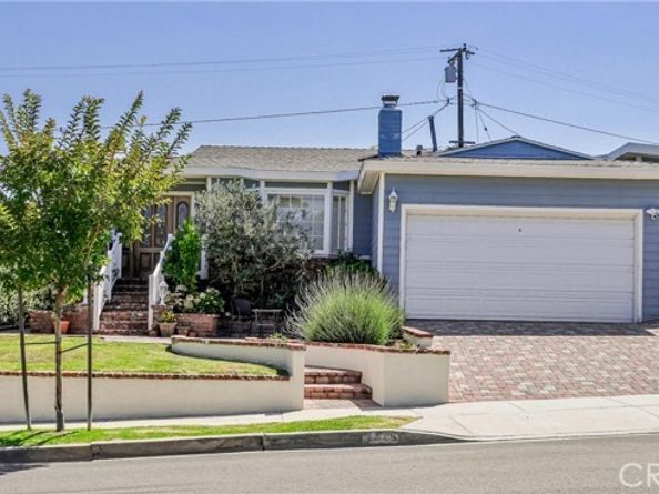 2715 Grand Summit Rd, Torrance CA 90505