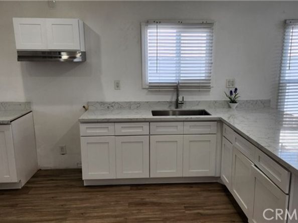 913 S Truro Avenue, Inglewood CA 90301