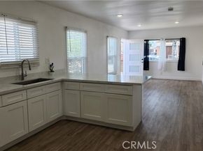 913 S Truro Avenue, Inglewood CA 90301