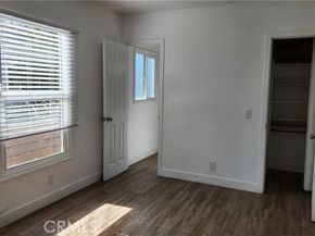 913 S Truro Avenue, Inglewood CA 90301