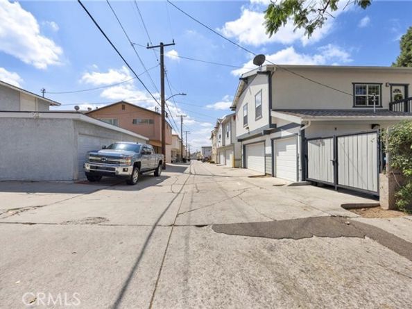 7602 Pickering Avenue, Whittier CA 90602