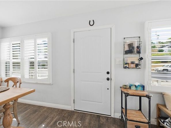 2076 Elanita, San Pedro (los Angeles) CA 90732